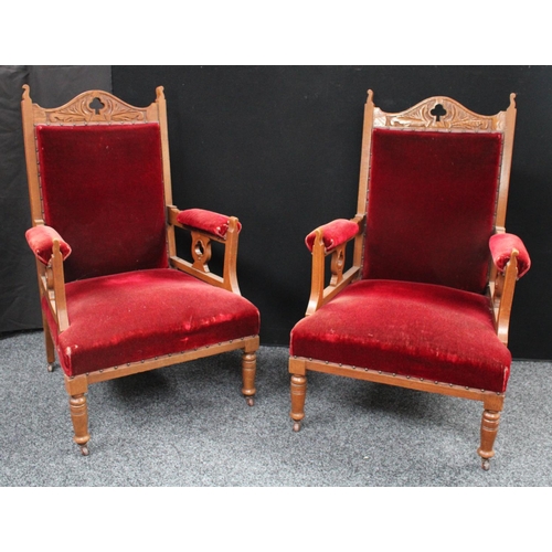 203 - An Arts and Crafts oak drawing room suite, comprising a chaise, four side chairs and a pair of armch... 