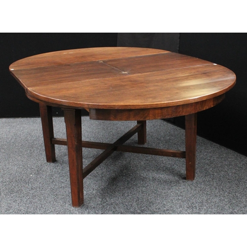215 - An early-mid 20th century extending dining table, opening to 189.5cm; a set of eight conforming side... 
