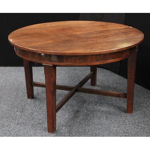 215 - An early-mid 20th century extending dining table, opening to 189.5cm; a set of eight conforming side... 