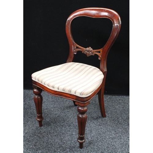 217 - A set of six Victorian style balloon back dining chairs (6)