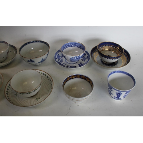 227 - A New Hall tea bowl, decorated in the Famille Rose palette, c.1800; others, Chamberlain Worcester; C... 