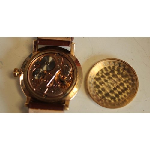 587 - A 9ct gold Omega gentleman's wristwatch