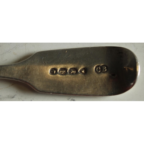 615 - A set of six silver teaspoons, London 1857; a silver tablespoon, London 1795; 167g (7)