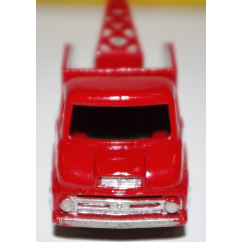 10 - Matchbox Regular Wheels 13c Ford Thames Trader Wreck Truck - red body, jib and hook, silver trim, kn... 