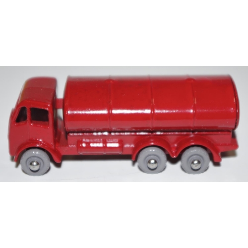 14 - Matchbox Regular Wheels 11b ERF Tanker ''Esso'' - Stannard Code 10 - red body with mask sprayed silv... 