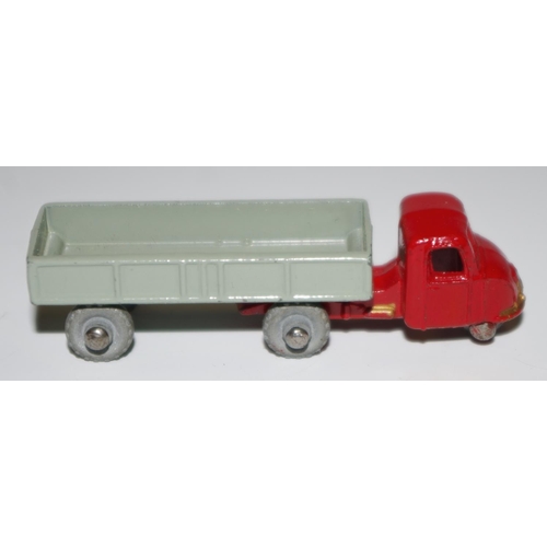 15 - Matchbox Regular Wheels 10a Scammell Scarab Mechanical Horse & Trailer - red tractor unit with gold ... 