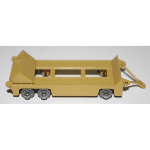 18 - Matchbox Regular Wheels 16a Low Loader Trailer - tan including ramp and drawbar, metal wheels with c... 