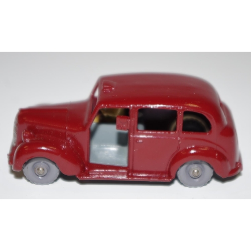 19 - Matchbox Regular Wheels 17c Austin Metropolitan ''Taxi'' - maroon, grey base and interior with tan f... 