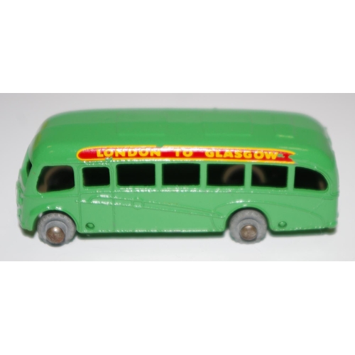 24 - Matchbox Regular Wheels 21a Bedford Duple Luxury Coach ''London to Glasgow'' - green, silver trim, m... 