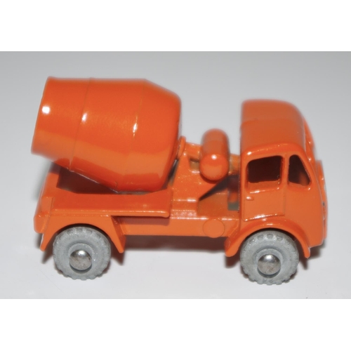 29 - Matchbox Regular Wheels 26a ERF Cement Mixer - orange including barrel, silver trim, metal wheels wi... 