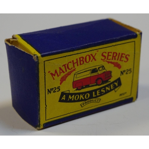 30 - Matchbox Regular Wheels 25a Bedford CA ''Dunlop'' Van - blue, silver trim, knobbly grey plastic whee... 