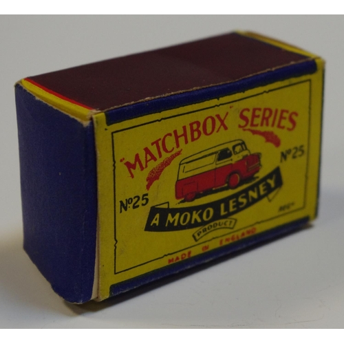 30 - Matchbox Regular Wheels 25a Bedford CA ''Dunlop'' Van - blue, silver trim, knobbly grey plastic whee... 