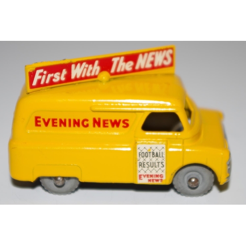 39 - Matchbox Regular Wheels 42a Bedford CA ''Evening News'' Van - Stannard code 2, yellow, silver trim, ... 