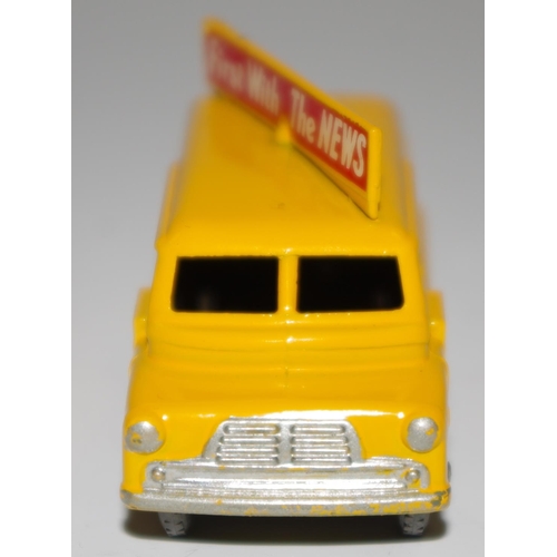 39 - Matchbox Regular Wheels 42a Bedford CA ''Evening News'' Van - Stannard code 2, yellow, silver trim, ... 