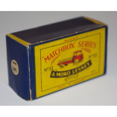 48 - Matchbox Regular Wheels 51a Albion Chieftain Cement Truck ''Portland Cement'' - yellow, silver trim ... 