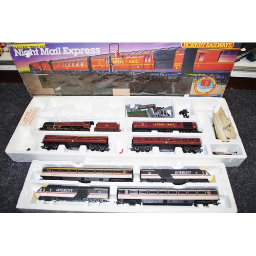 93 - Hornby R758 Night Mail set Coronation Class 8P Locomotive - City Of Nottingham 46251, B.R. Maroon; B... 