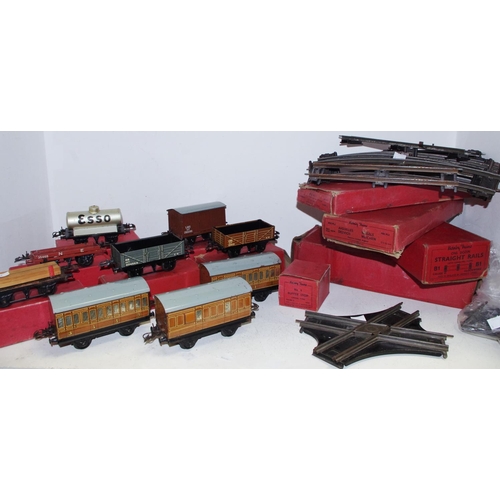 97 - Hornby O gauge including R159 Flat Truck; No.1 LMS Goods Van; No.1 LMS Wagon; another NE; R171 No.1 ... 