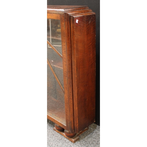 253 - An Art Deco oak display cabinet, c.1940