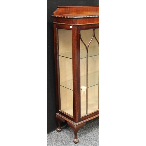 272 - An early 20th century mahogany display cabinet, c.1920