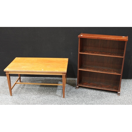 280 - A small mahognay open bookcase; a mahogany rectangular coffee table (2)