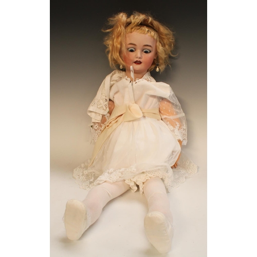 489 - Simon Halbig  - a late 19th /early 20th century porcelain socket head doll, sleeping blue eyes, open... 