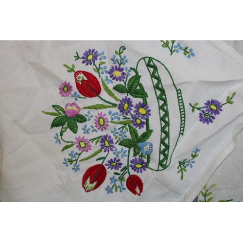 492 - Textiles - hand embroidered floral and lace edged linen tablecloths