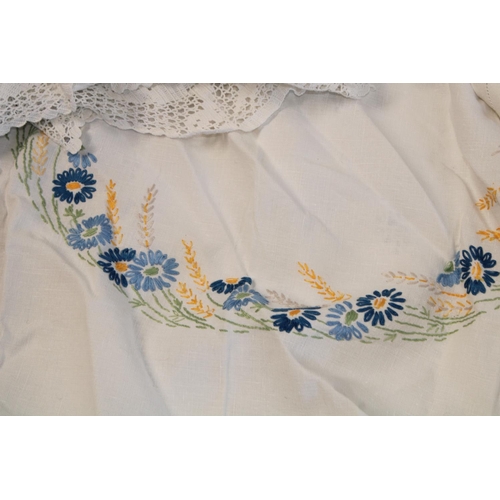 492 - Textiles - hand embroidered floral and lace edged linen tablecloths