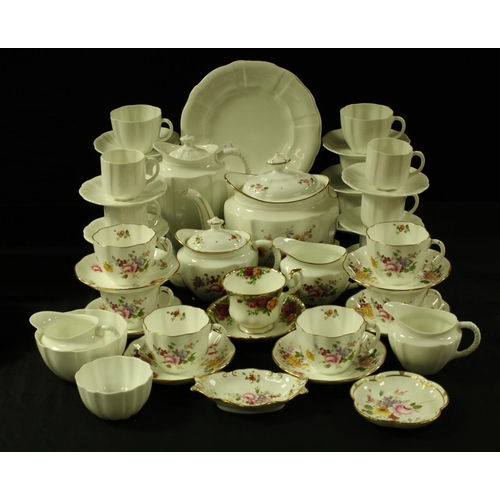 5145 - A Royal Crown Derby Posies pattern bachelors teapot, six teacups and saucers, six tea plates, cream ... 