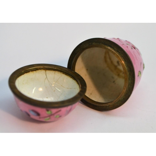 1111 - A George III Bilston pink enamel novelty toy bonbonniere, as an egg, in relief with sprigs of countr... 