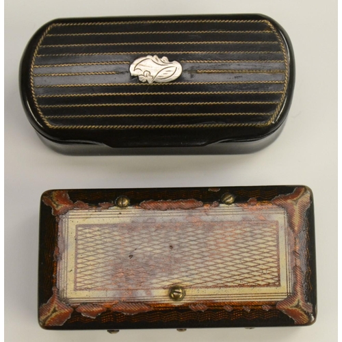 1141 - A large 19th papier-mâché rounded rectangular table-top snuff box, the cover inscribed in gilt: Take... 