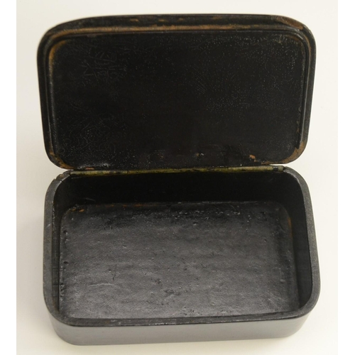 1141 - A large 19th papier-mâché rounded rectangular table-top snuff box, the cover inscribed in gilt: Take... 