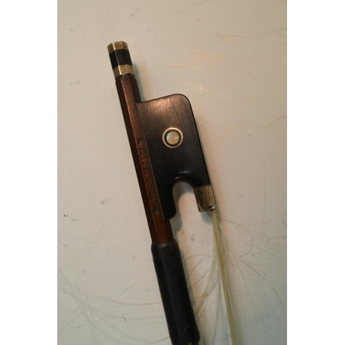 1245 - A 19th century violin bow, inlaid with mother-of-pearl, marked Lothar Seifert