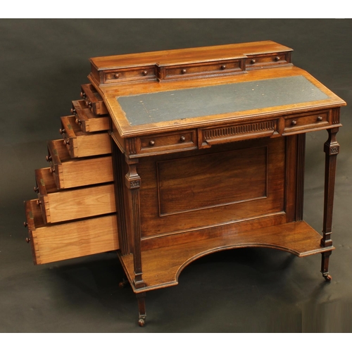 1607 - A late Victorian walnut double-width Davenport desk, break-centre superstructure with three small dr... 