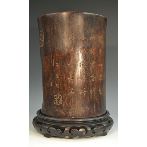 286 - A Chinese bamboo bitong brush pot, carved with the two Qiao Sisters, at a scholar's table, to verso ... 