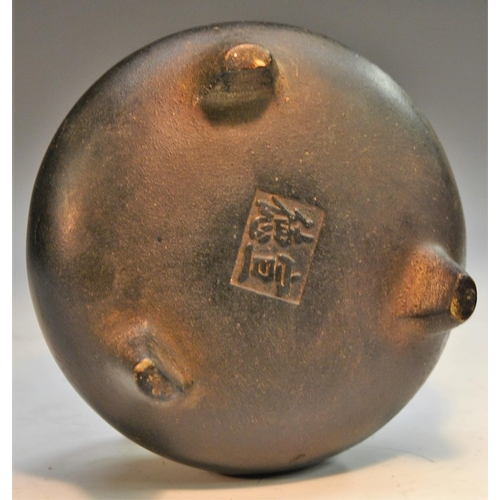 339 - A Chinese bronze tripod ding censer, loop lug handles, 14cm diam, seal mark, 19th century