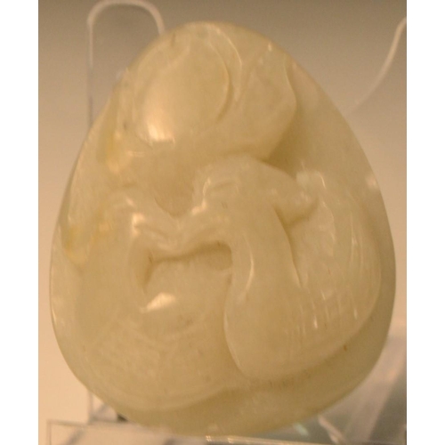 353 - A jade stone, with two ducks, 4.25cm