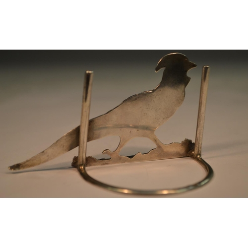 867 - An Edwardian silver novelty menu holder, as a pheasant, 9.5cm wide, Charlie Jacques & Frederick Bart... 