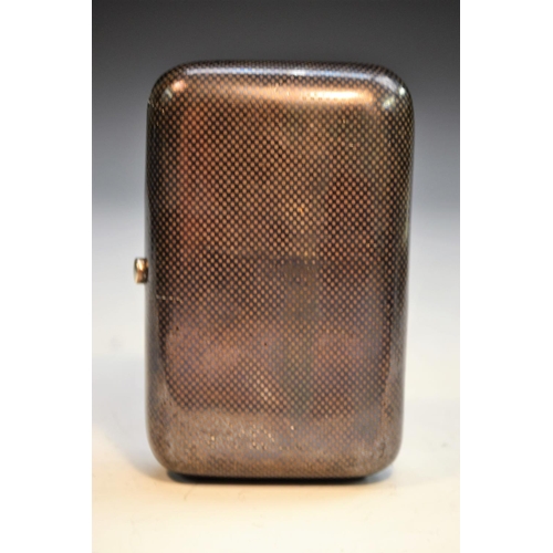 782 - A Russian silver and niello rounded rectangular tobacco box, hinged cover centred by a vacant circul... 