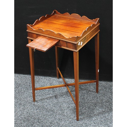 79 - A George III design mahogany 'kettle stand' type silver table, of small proportions, with slide, 74c... 