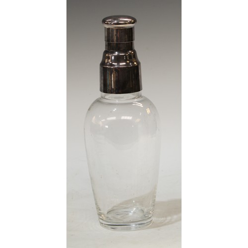 112 - An early 20th century clear glass cocktail shaker, electroplated cover, 26cm