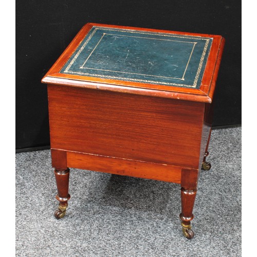 78 - A 'Victorian' mahogany combination box on stand/library step, hinged rectangular top enclosing a vac... 