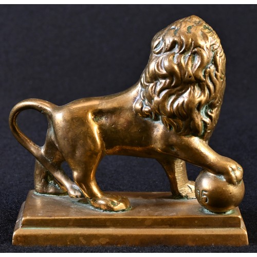 5324 - An early 20th century brass desk model, the Lion De Waterloo, cast after Jean-Louis Van Geel (17871... 