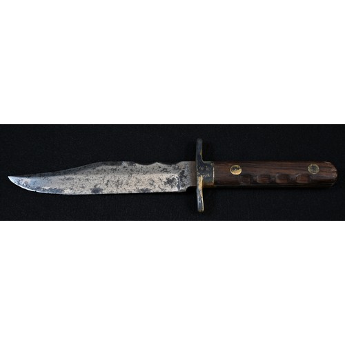 5615 - A fighting or utility knife, 15cm blade, two-piece hardwood grip, 26cm long overall