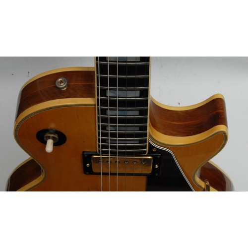 5285D - A Gibson Les Paul Custom electric guitar, natural finish. mahagony body, maple top and neck, ebony f... 