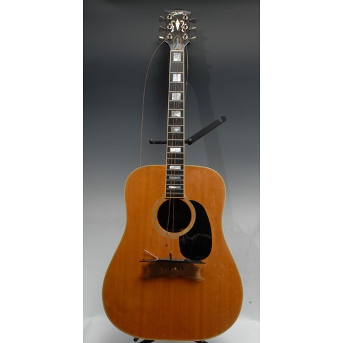 1498A - A Gibson Heritage Custom Acoustic guitar Kalmazoo USA, spruce top, ebony neck. Serial number 300200 ... 