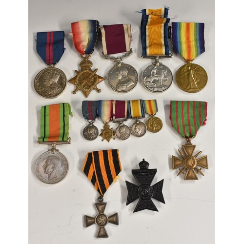 3093 - Medals, World War One, a Great War group of 8 to Sgt. William.Rowland Wright 4th King's Royal Rifle ... 