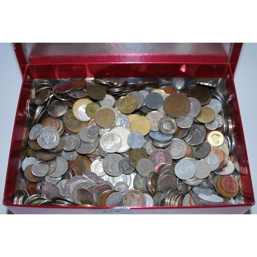 374 - Coins - various mixed coinage including foreign and British examples, qty