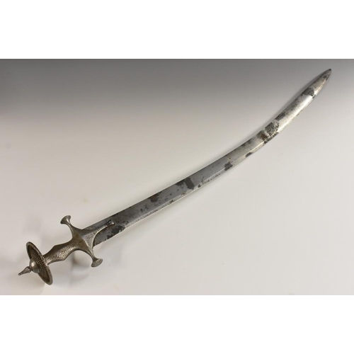 3264 - An Indian tulwar, 83cm curved blade, steel hilt with spiked disc pommel, 96cm long overall