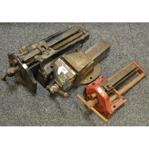 427 - A Record No4 engineering vise; a Parkinson's Perfect Vise; a Record 52D Vise  (3)