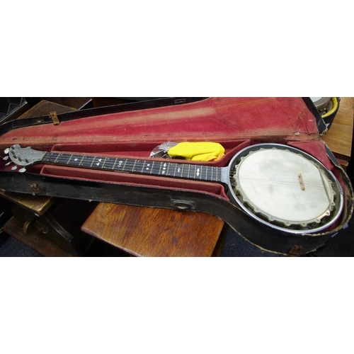 446 - The Riley Baker perfected patent 5 string banjo, engraved silver casing to back and mother of pearl ... 